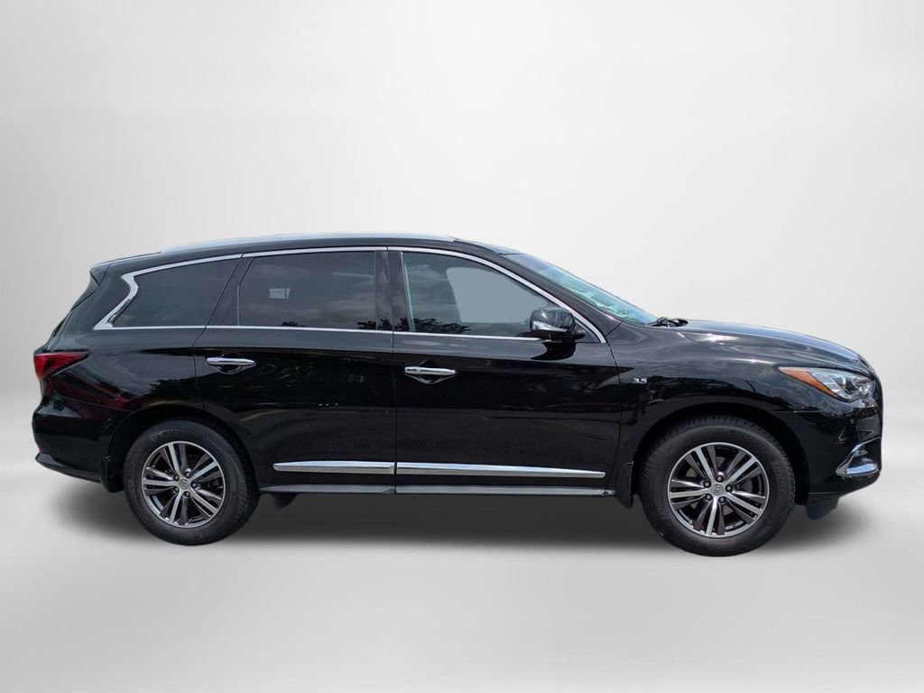 Used 2018 INFINITI QX60 FWD w/ Premium Plus Package image 3