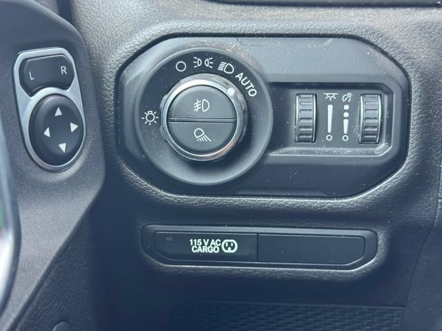 Certified 2020 Jeep Gladiator Rubicon AWD/4WD image 23