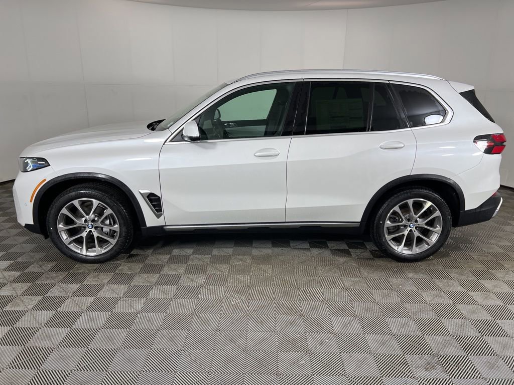New 2026 BMW X5 xDrive40i w/ Climate Comfort Package image 4