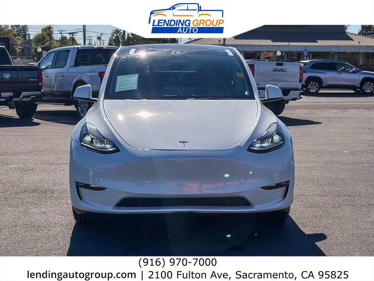 Used 2023 Tesla Model Y Long Range AWD/4WD image 5