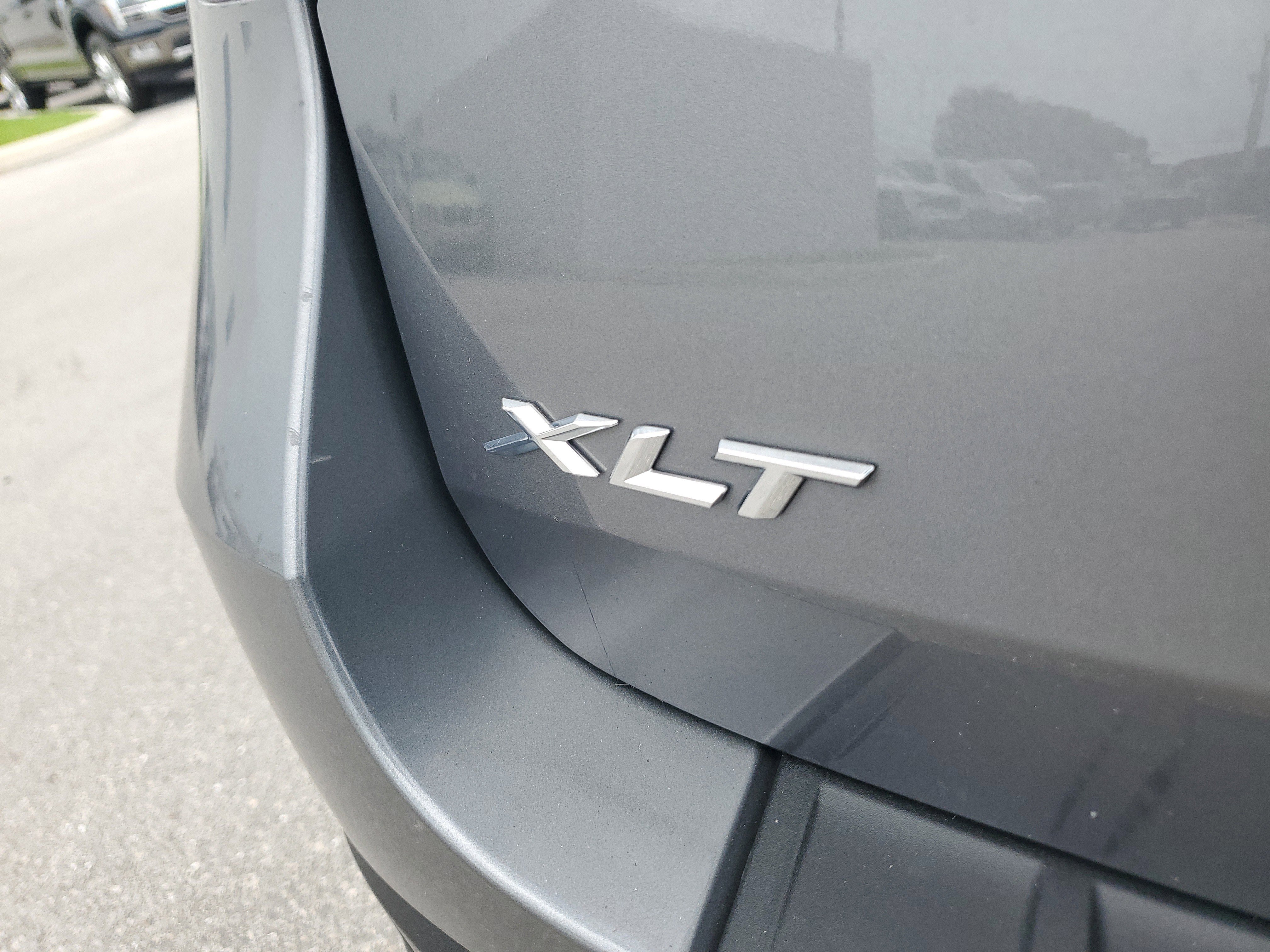 Certified 2023 Ford Explorer XLT image 32