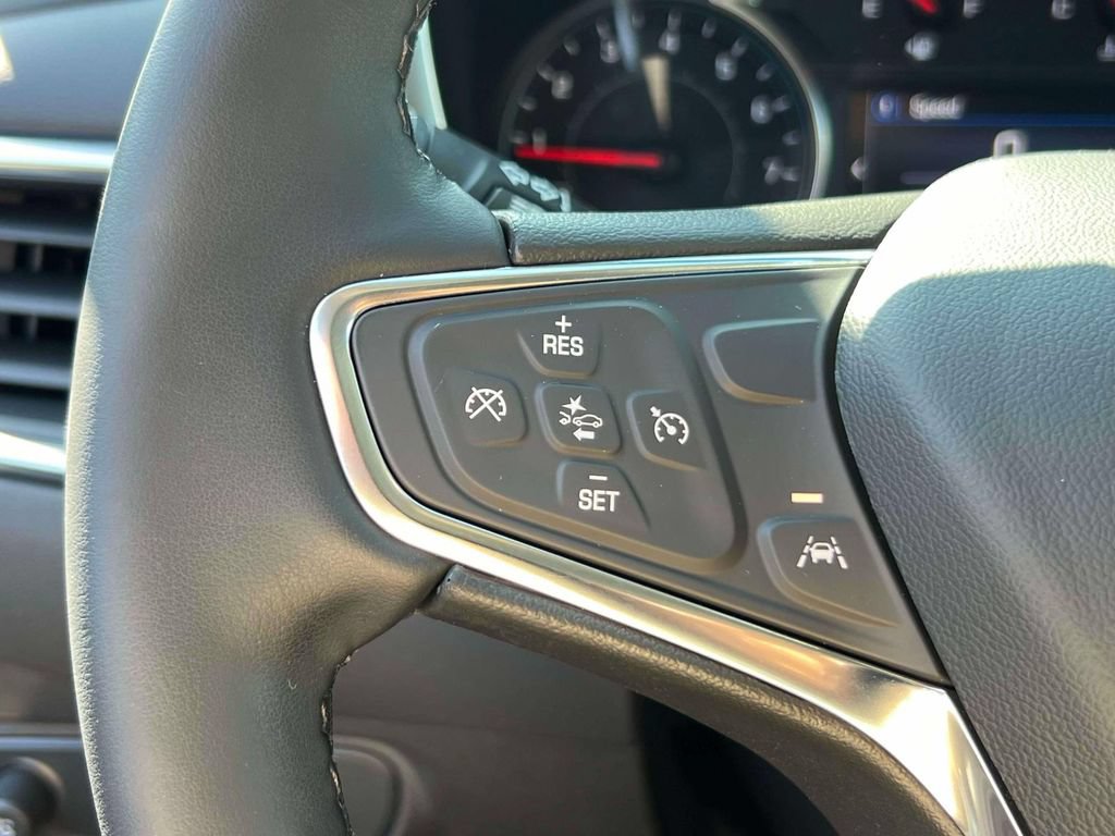 Used 2023 Chevrolet Equinox LT AWD/4WD image 21