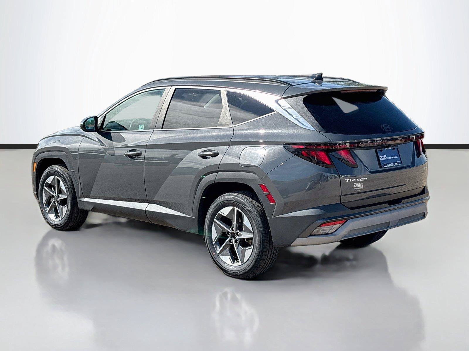 Certified 2025 Hyundai Tucson SEL AWD/4WD image 10