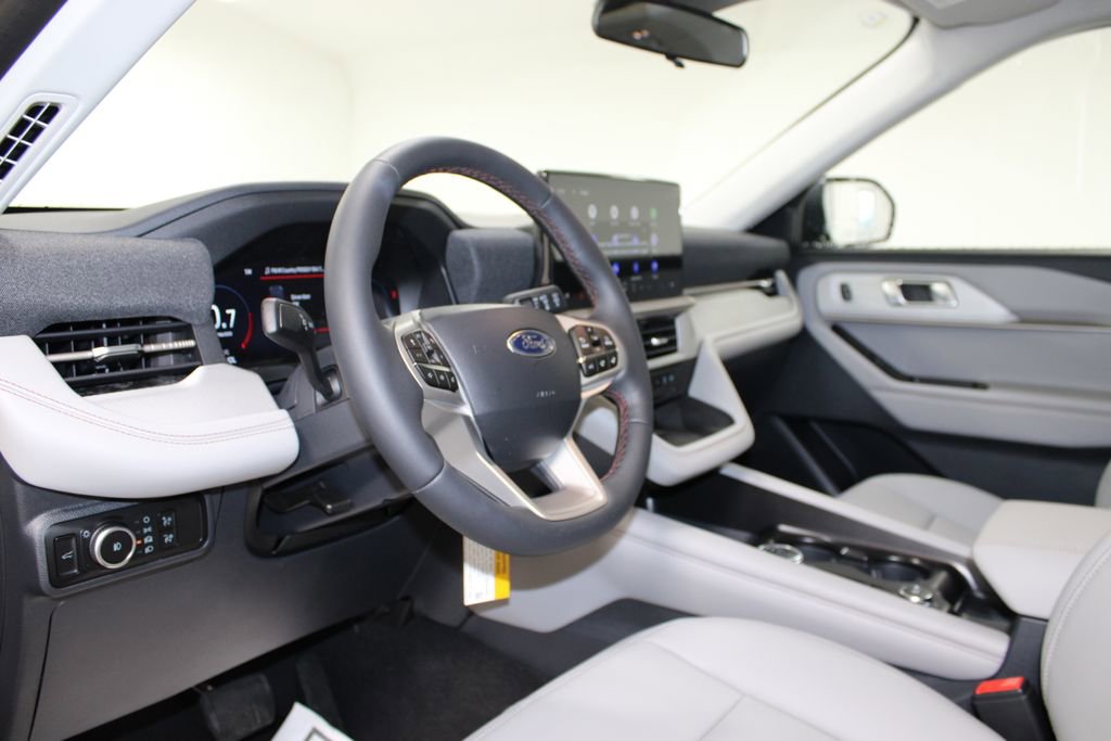 New 2026 Ford Explorer Active AWD/4WD image 23