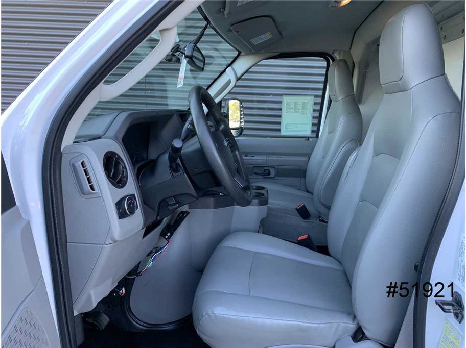 Used 2022 Ford E-350 and Econoline 350 Super Duty w/ Power Windows & Locks Group image 23