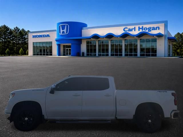 Used 2023 Chevrolet Silverado 1500 LT w/ Protection Package AWD/4WD image 10
