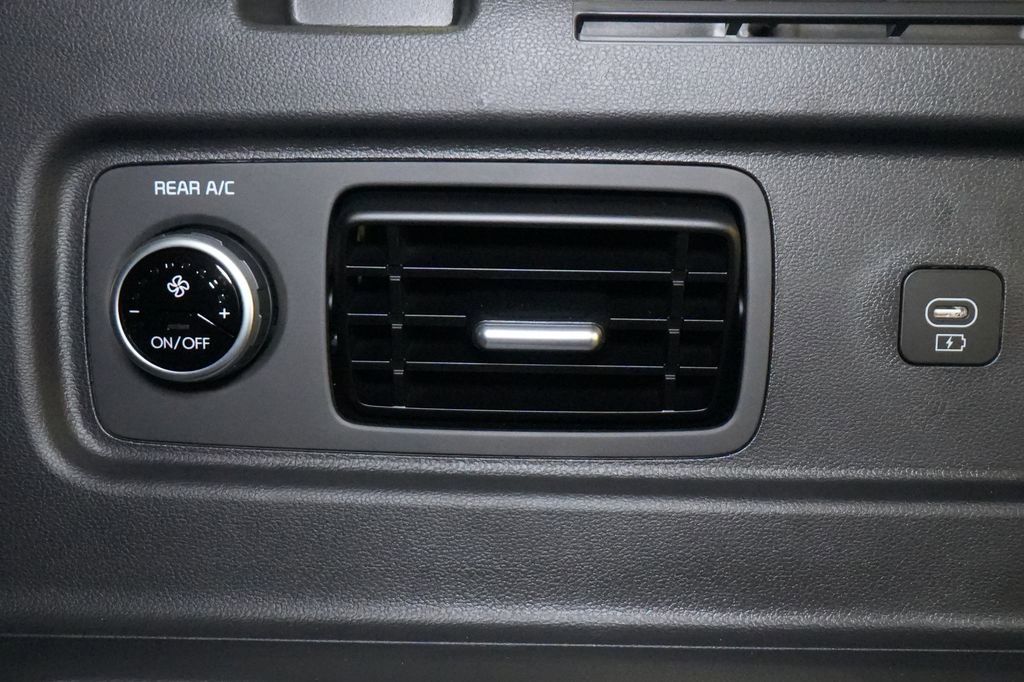 New 2026 Hyundai Santa Fe SEL image 23