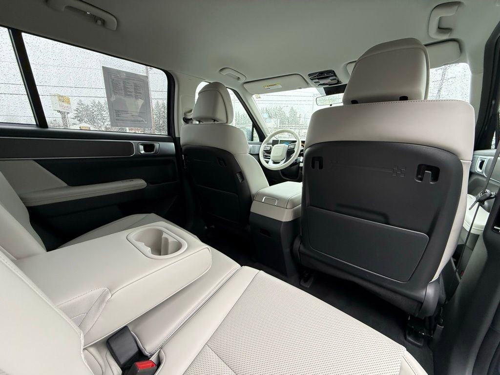 Certified 2025 Hyundai Santa Fe SEL image 20