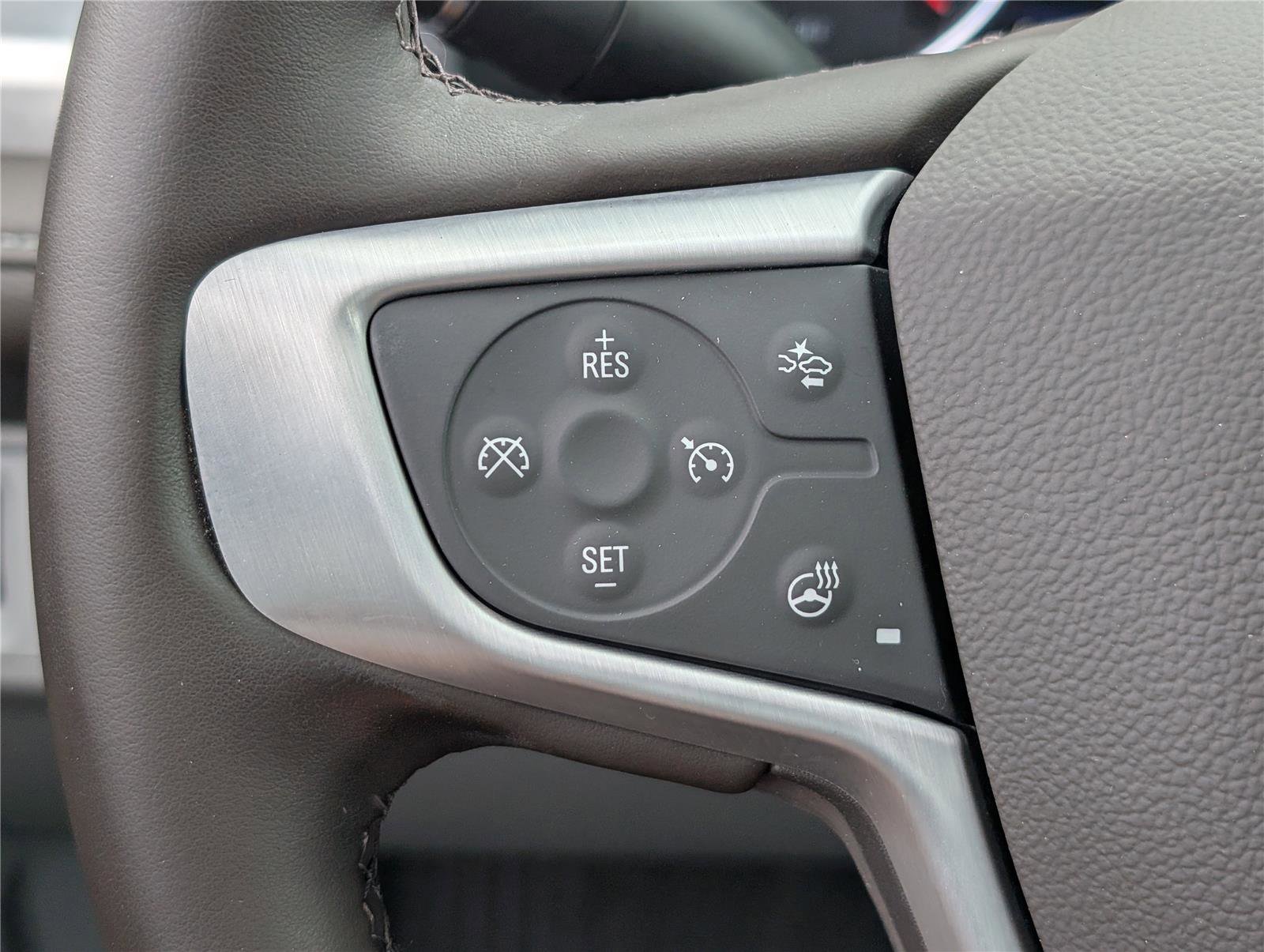 Used 2023 GMC Acadia SLT w/ Technology Package AWD/4WD image 27