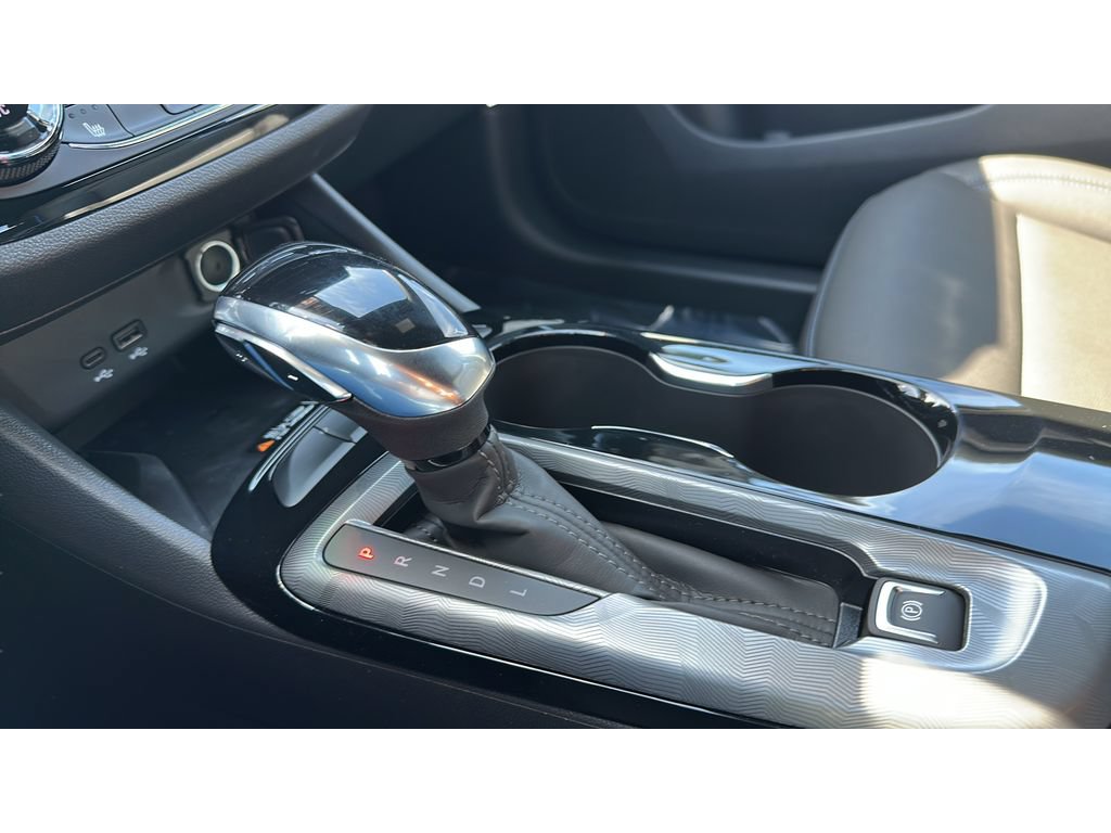 New 2026 Buick Envista Sport Touring w/ Convenience I Package FWD image 17