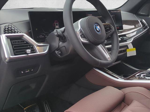 Used 2026 BMW X5 xDrive50e w/ M Sport Package AWD/4WD image 9