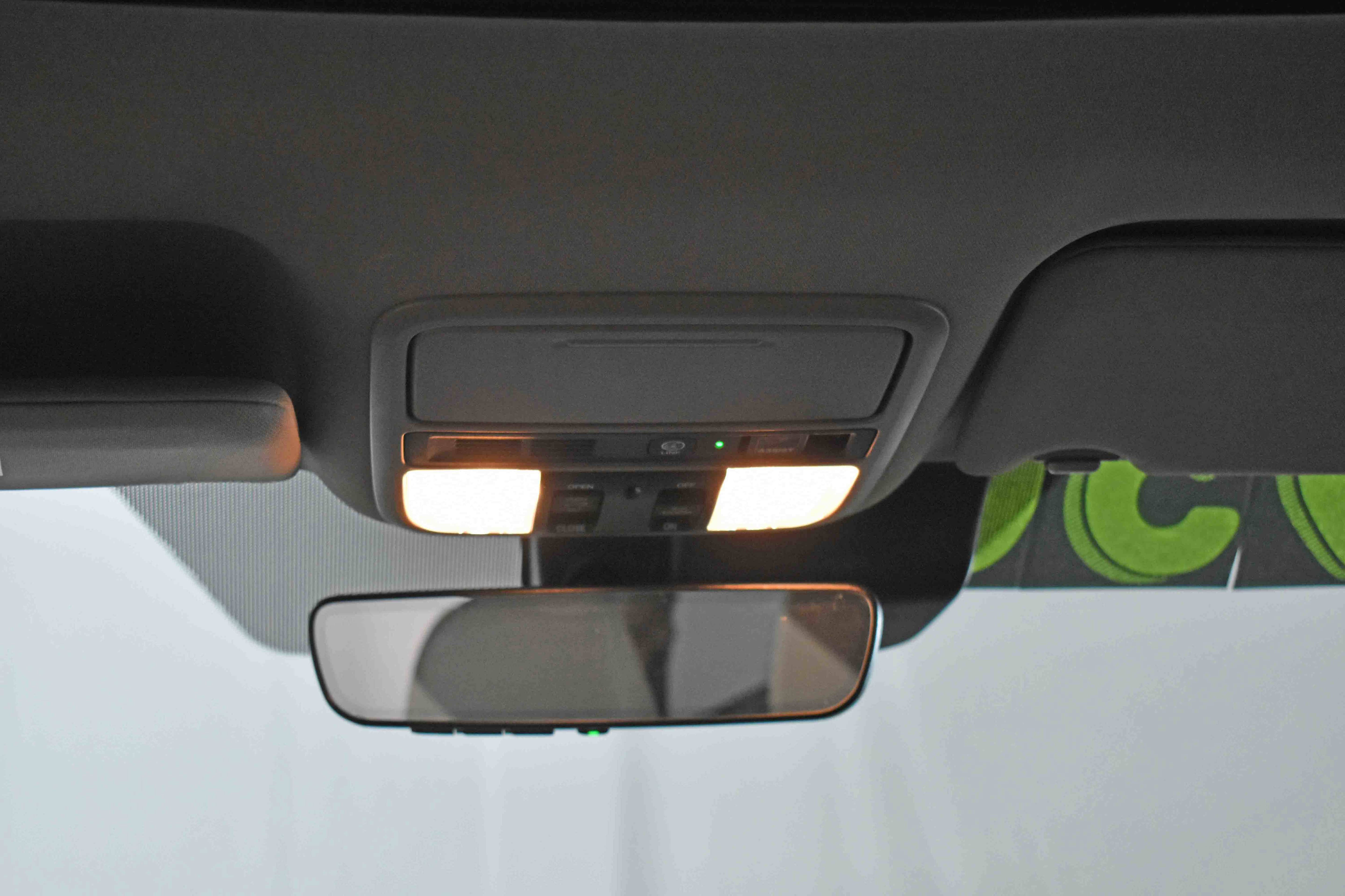 Used 2020 Honda Pilot Touring image 35