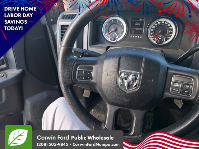 Used 2015 RAM 2500 Tradesman w/ Chrome Appearance Group AWD/4WD image 8