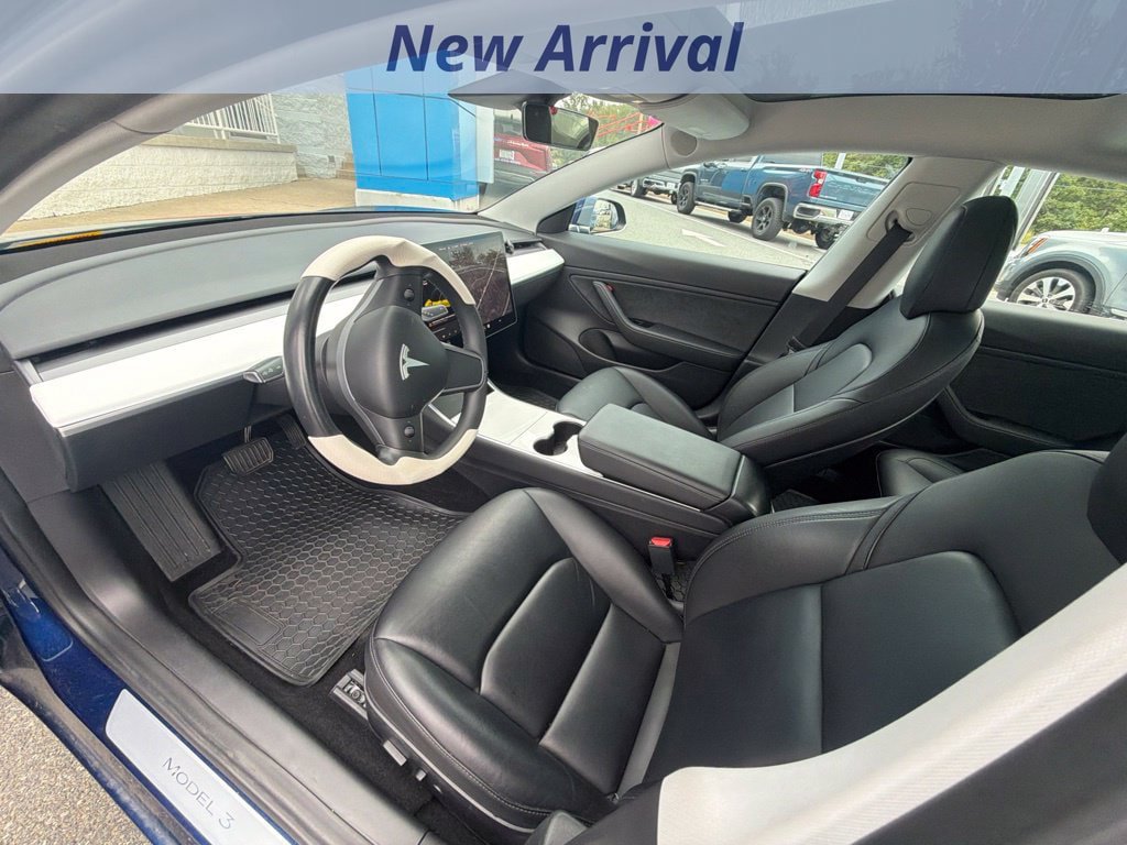 Used 2018 Tesla Model 3 Mid Range RWD image 8
