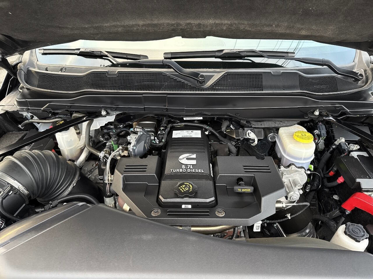 Used 2022 RAM 2500 Laramie image 9