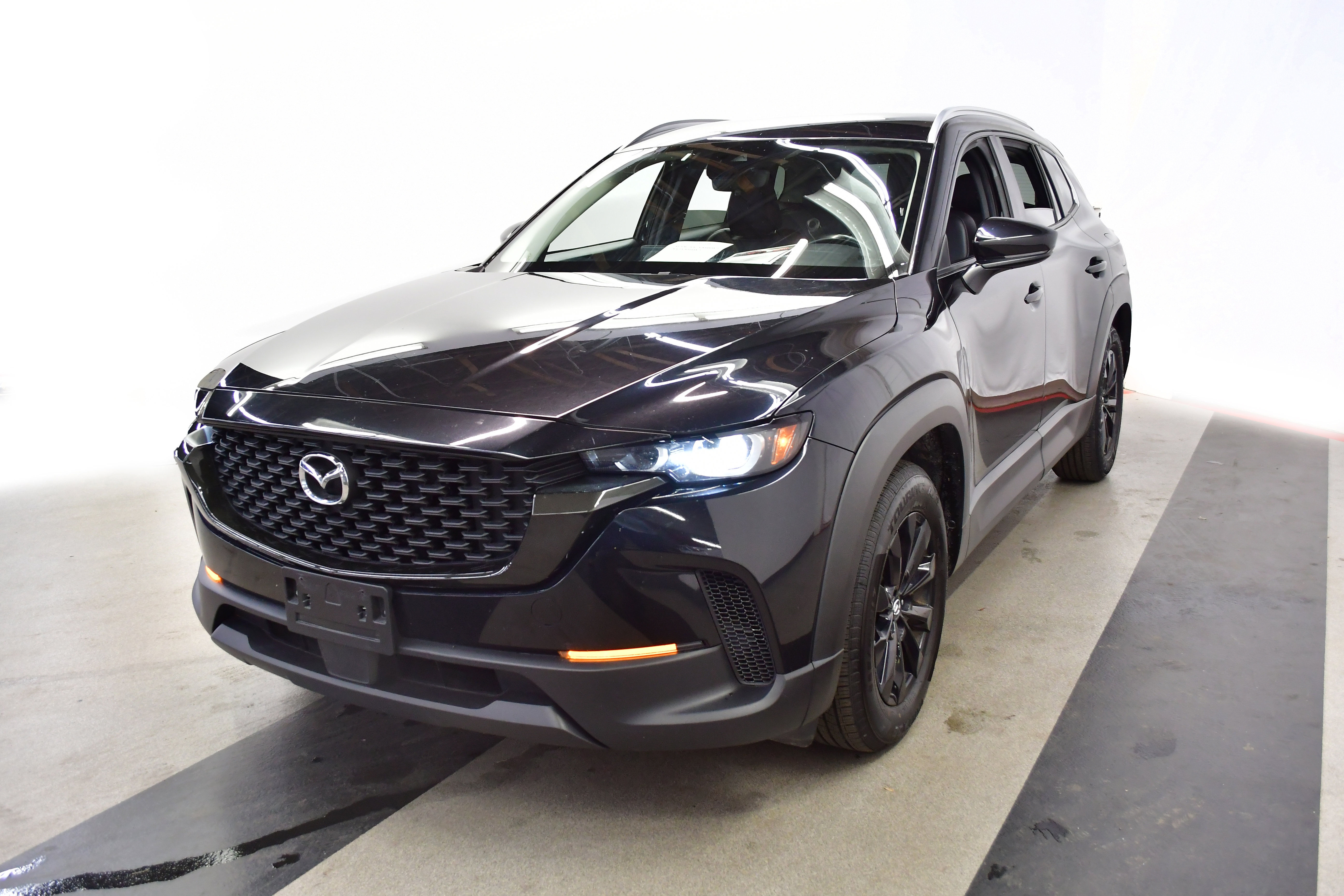Used 2024 MAZDA CX-50 AWD 2.5 S w/ Preferred Package image 4