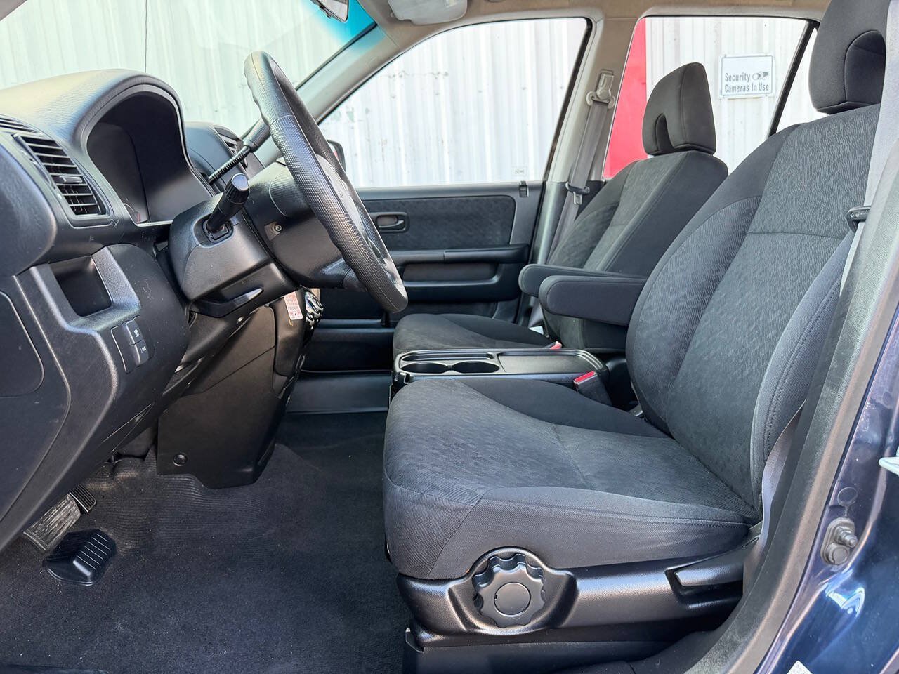 Used 2006 Honda CR-V LX image 11