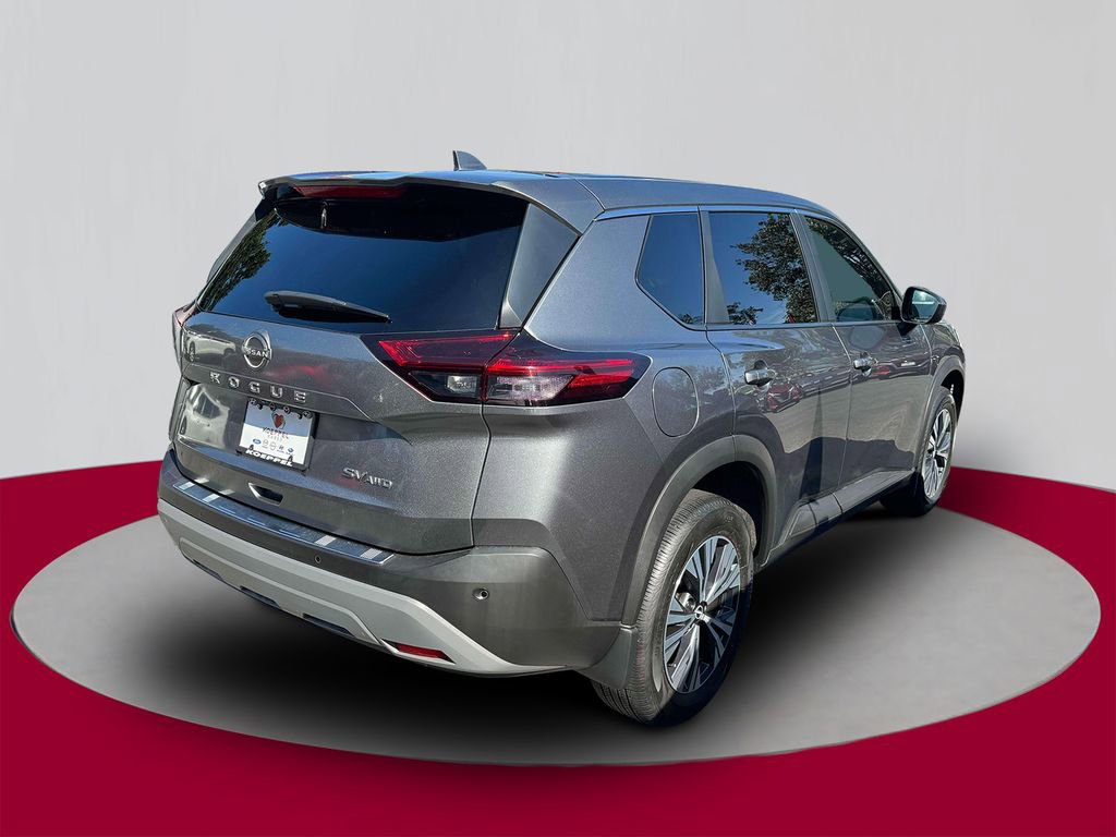 Used 2023 Nissan Rogue SV image 4