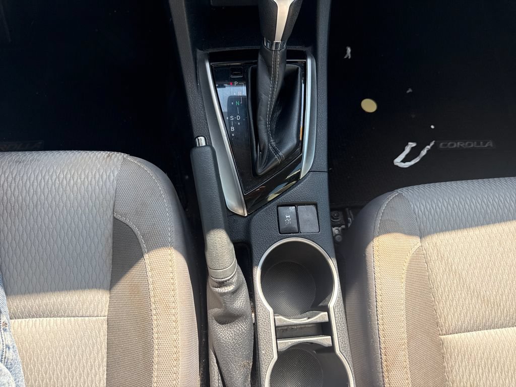Used 2017 Toyota Corolla L FWD image 23