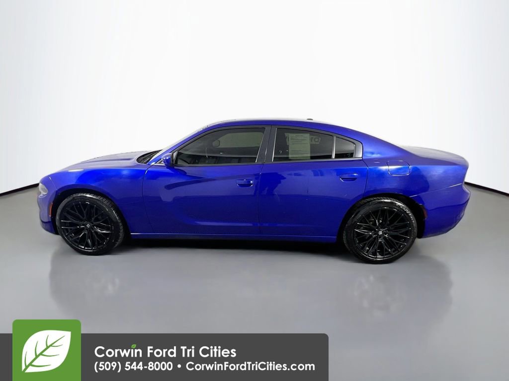 Used 2020 Dodge Charger SXT image 6