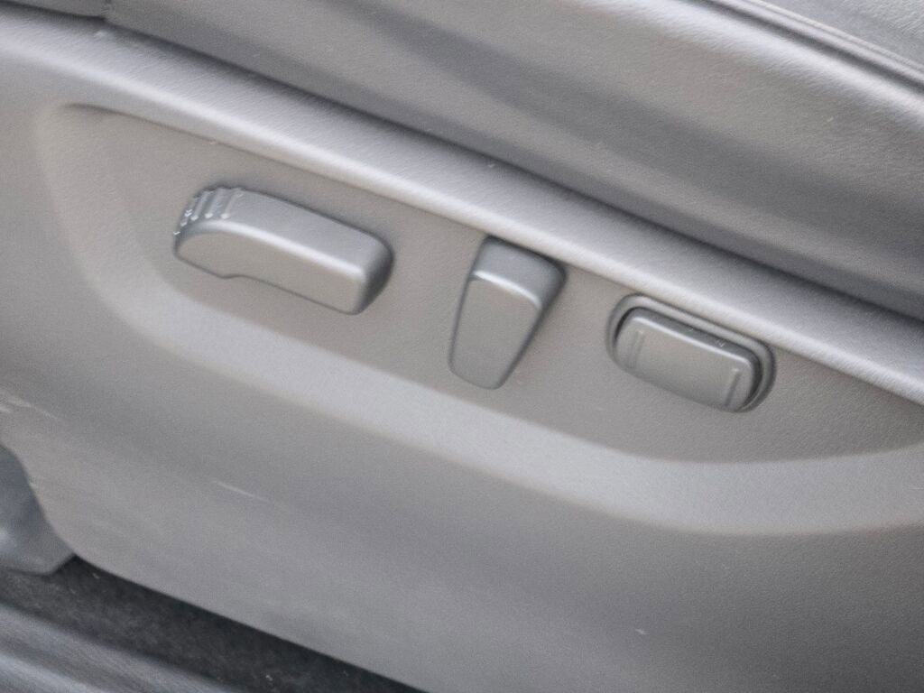 Used 2024 Nissan Armada SV image 26