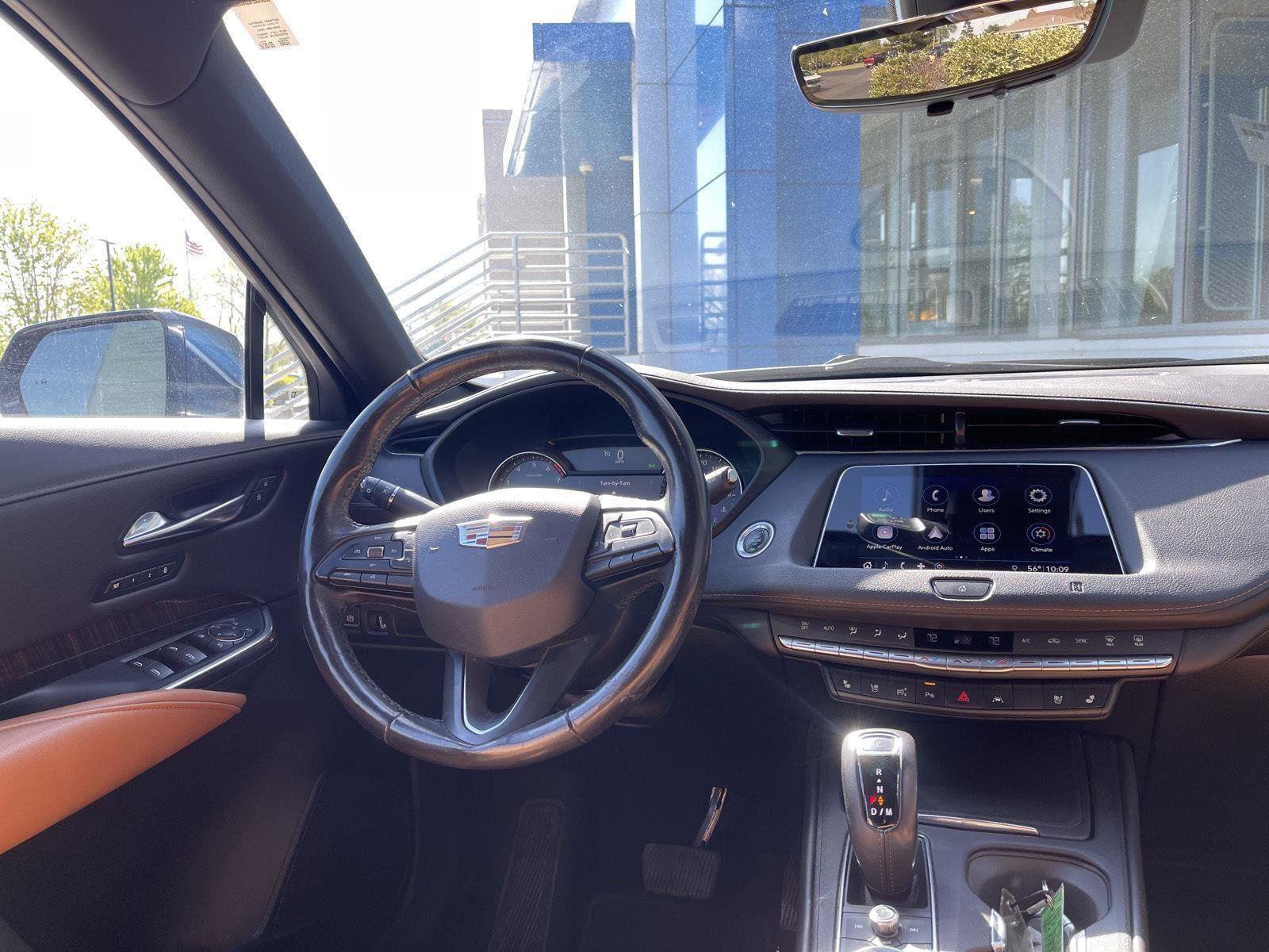 Used 2019 Cadillac XT4 Premium Luxury w/ Enhanced Visibility Package image 18