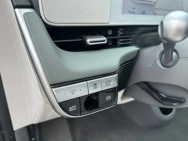 Used 2024 Hyundai Ioniq 5 Limited AWD/4WD image 22