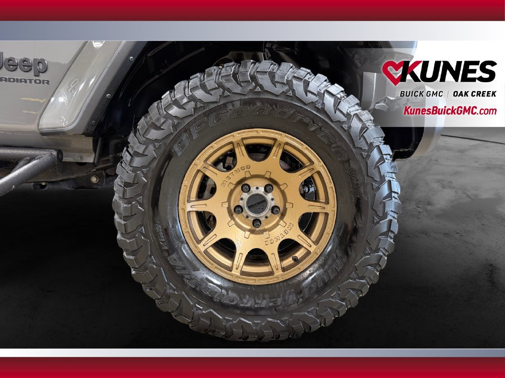 Used 2021 Jeep Gladiator Sport AWD/4WD image 8