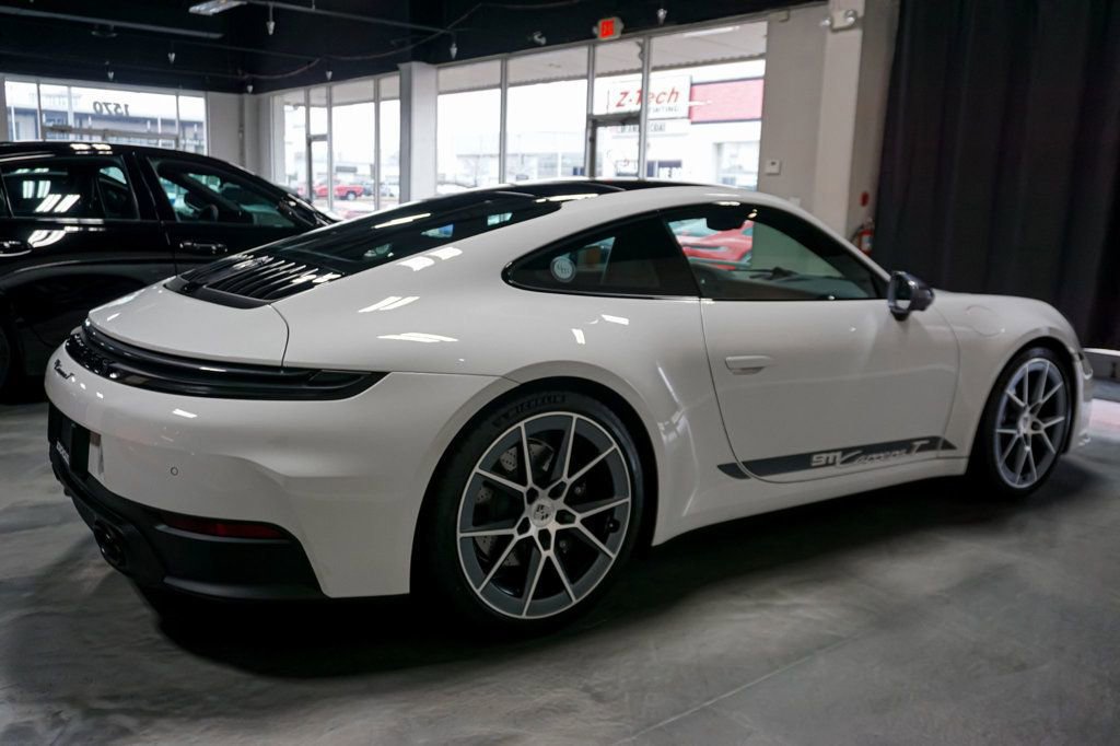 Used 2025 Porsche 911 Carrera T RWD image 36