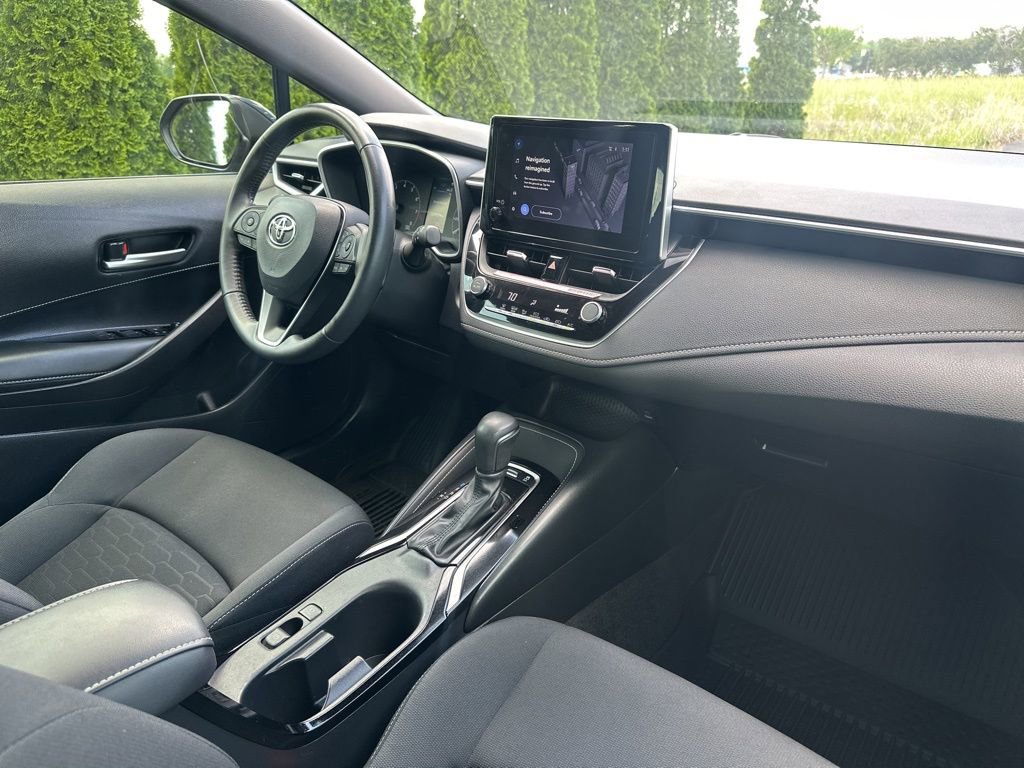 Certified 2025 Toyota Corolla SE FWD image 31