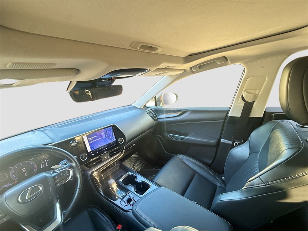 Used 2025 Lexus NX 250 FWD w/ Premium Package image 24