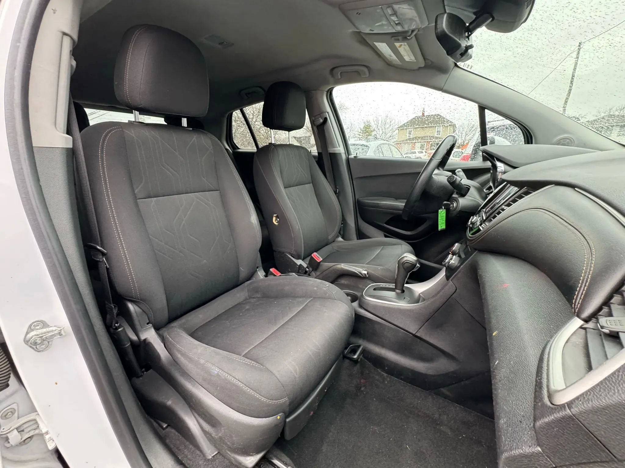 Used 2020 Chevrolet Trax LT AWD/4WD image 11