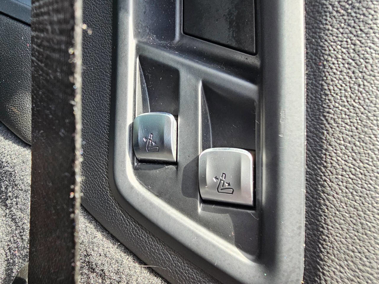 Used 2021 BMW X7 xDrive40i w/ Premium Package image 45