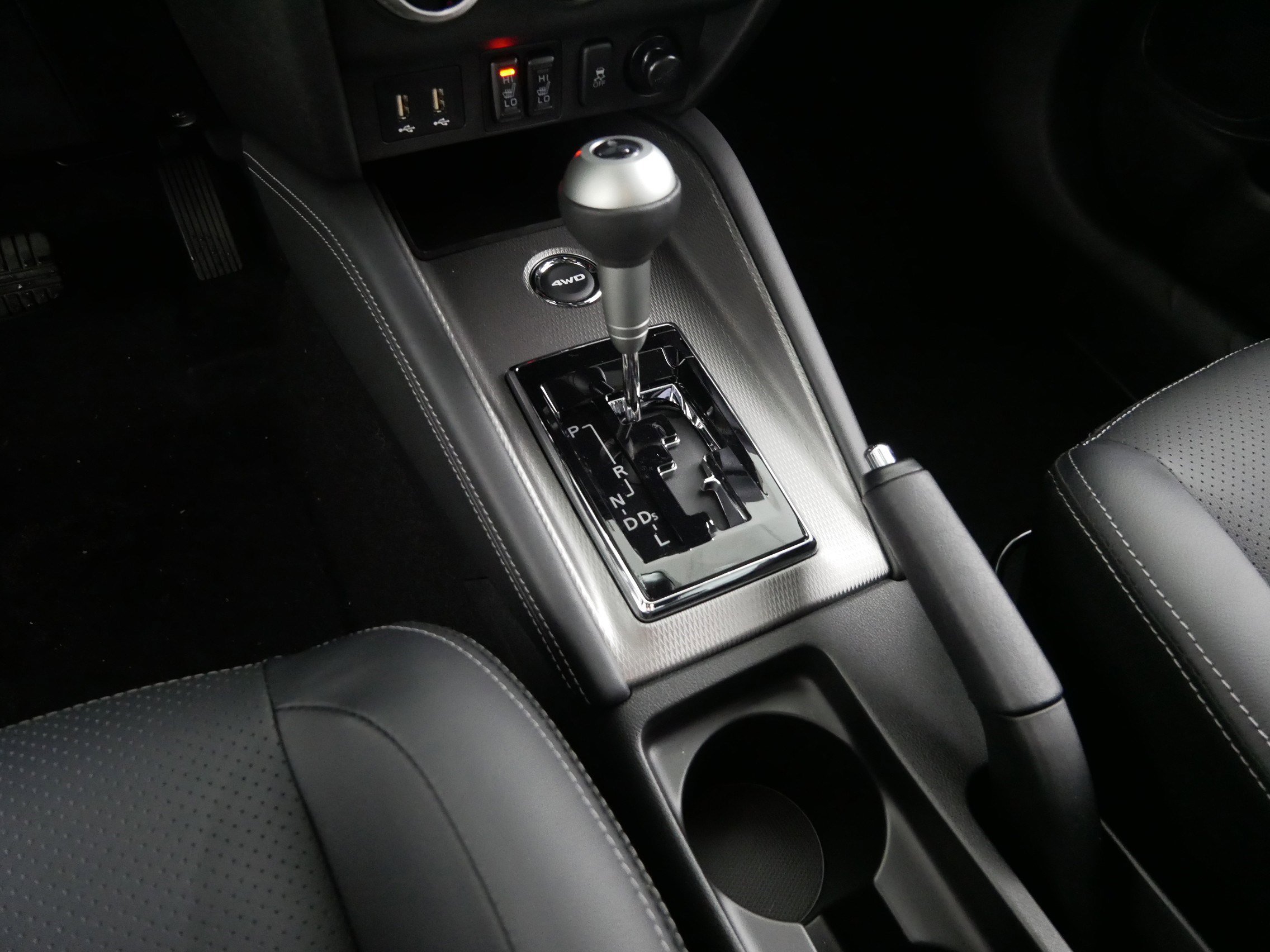 New 2025 Mitsubishi Outlander Sport SEL image 6