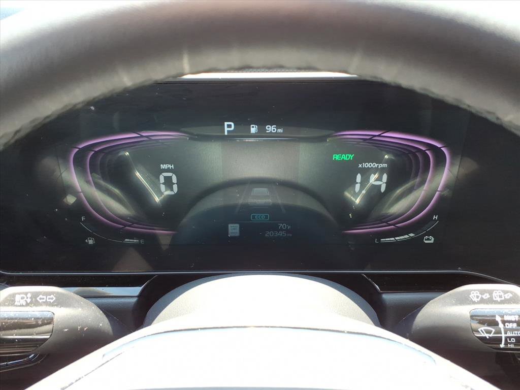 Used 2025 Kia Niro EX Touring FWD image 16
