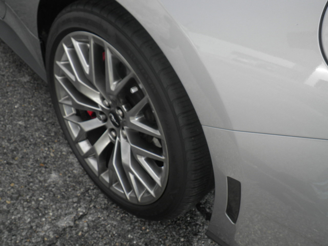 Used 2024 Ford Mustang GT Premium image 11