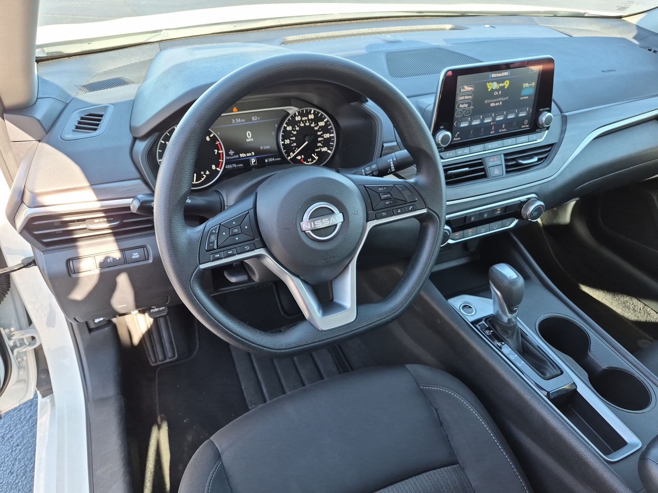 Used 2025 Nissan Altima 2.5 SV FWD image 16
