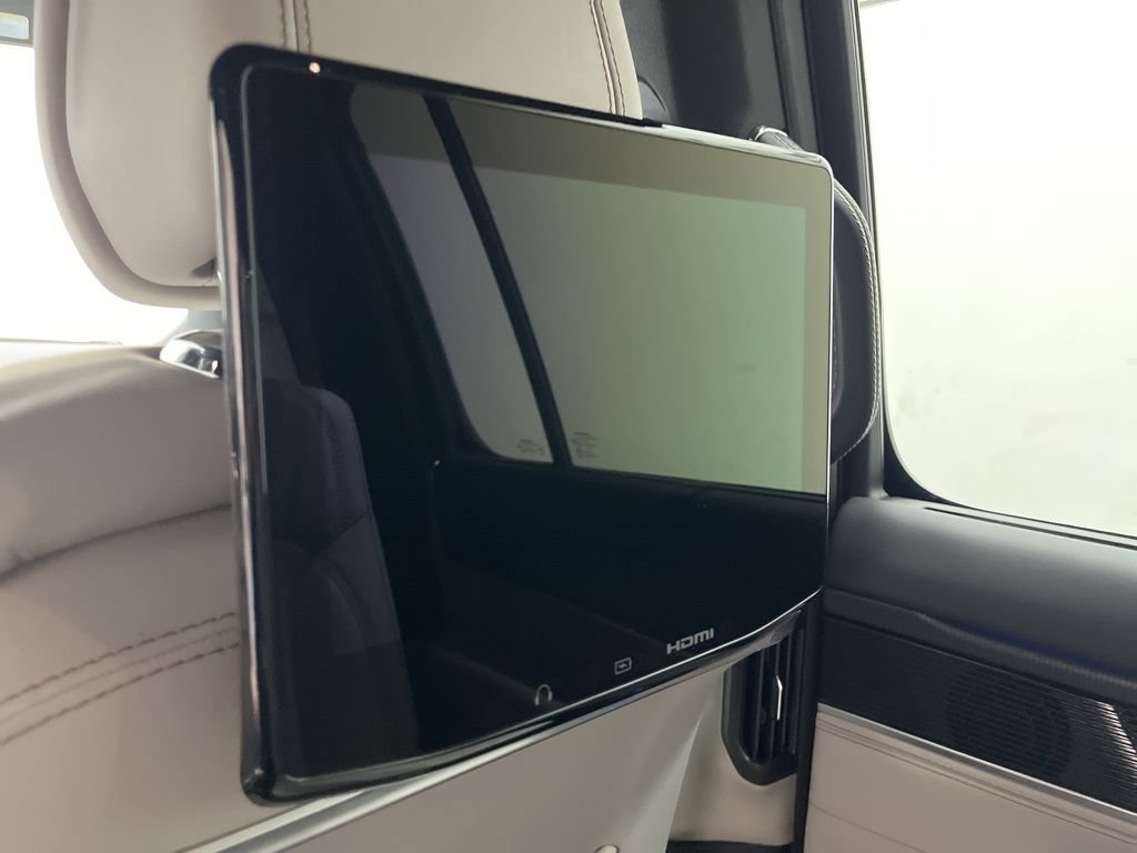 New 2026 Jeep Grand Wagoneer L Summit w/ Rear Seat Video Group I AWD/4WD image 7