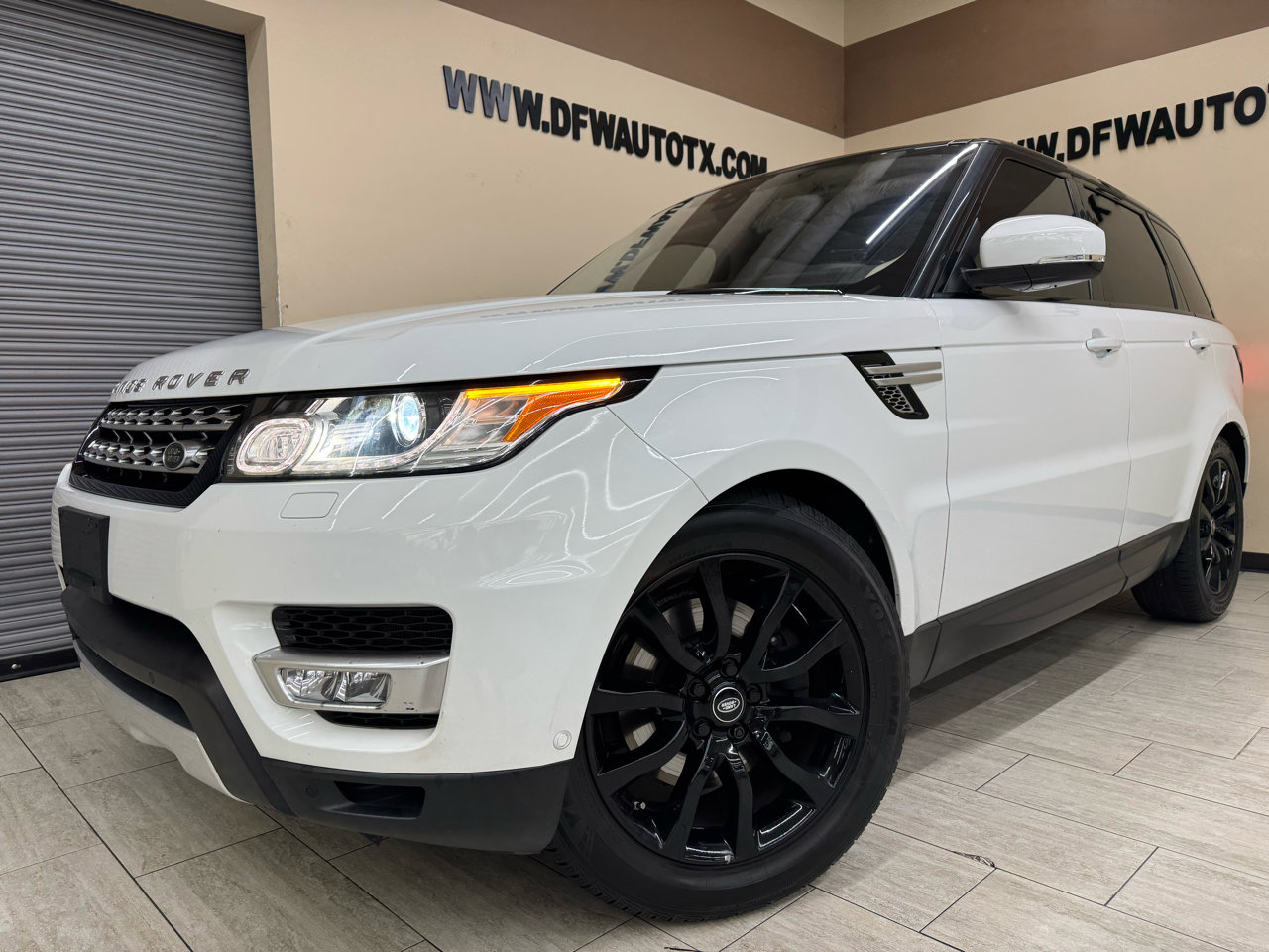 Used 2017 Land Rover Range Rover Sport HSE video 1