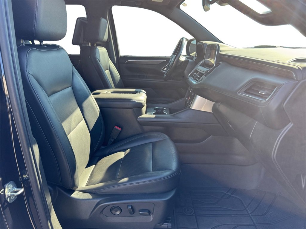 Used 2021 Chevrolet Tahoe Z71 w/ Rear Media and Nav Package image 15