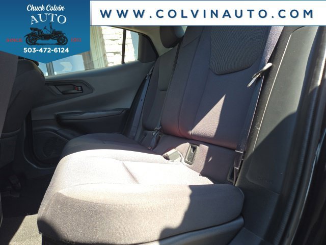 Used 2025 Toyota Prius LE FWD image 7