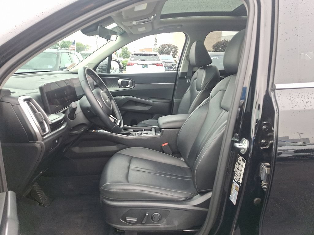 Used 2024 Kia Sorento S w/ Panoramic Sunroof Package AWD/4WD image 15