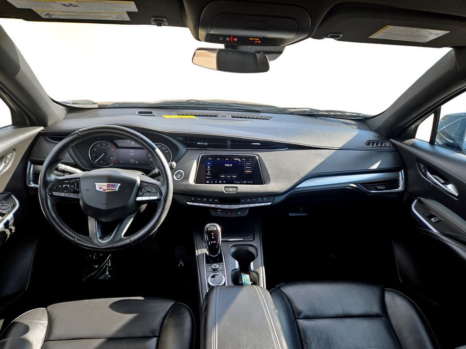 Used 2023 Cadillac XT4 Premium Luxury image 12