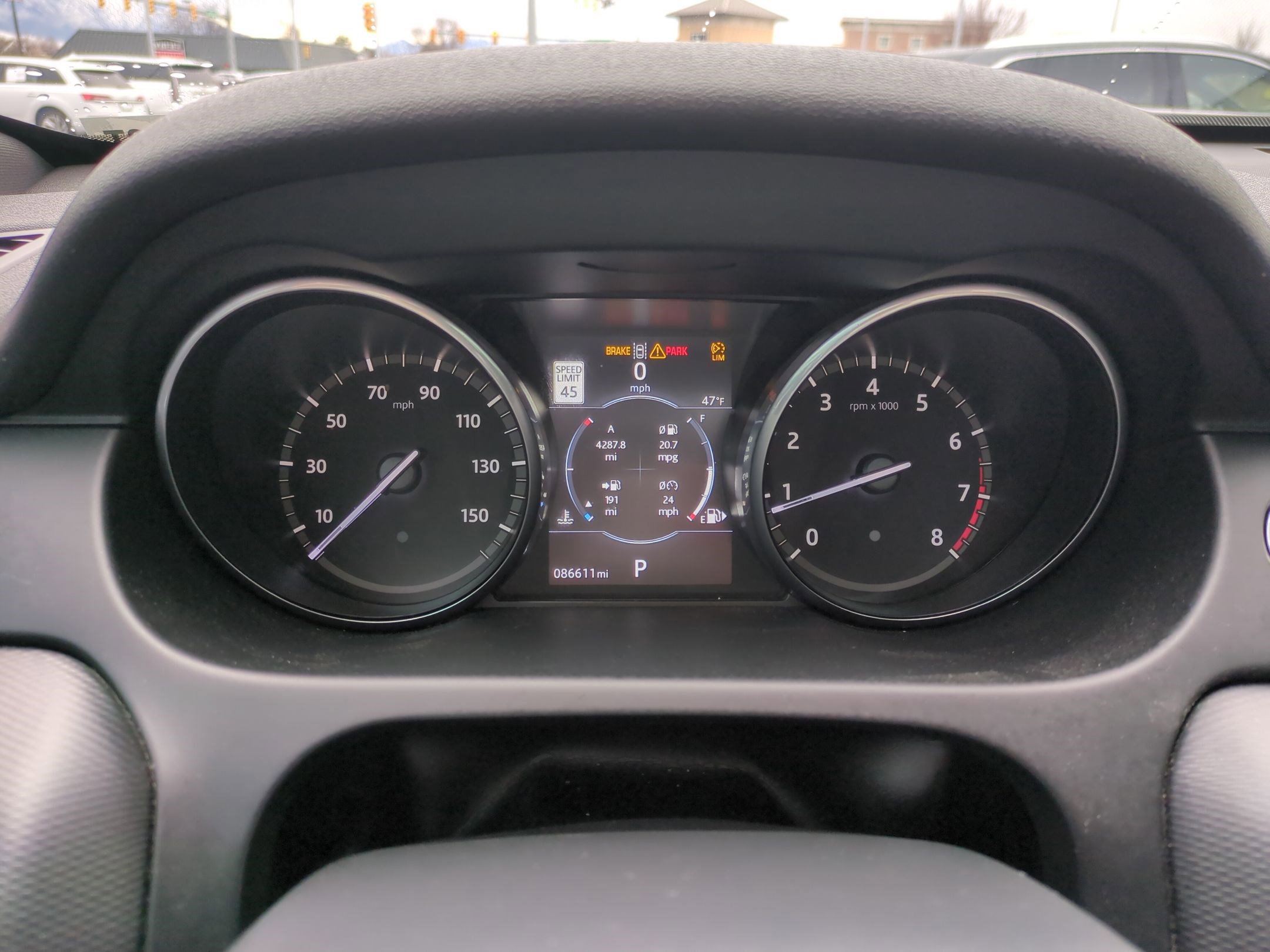 Used 2017 Land Rover Discovery Sport HSE Luxury image 23