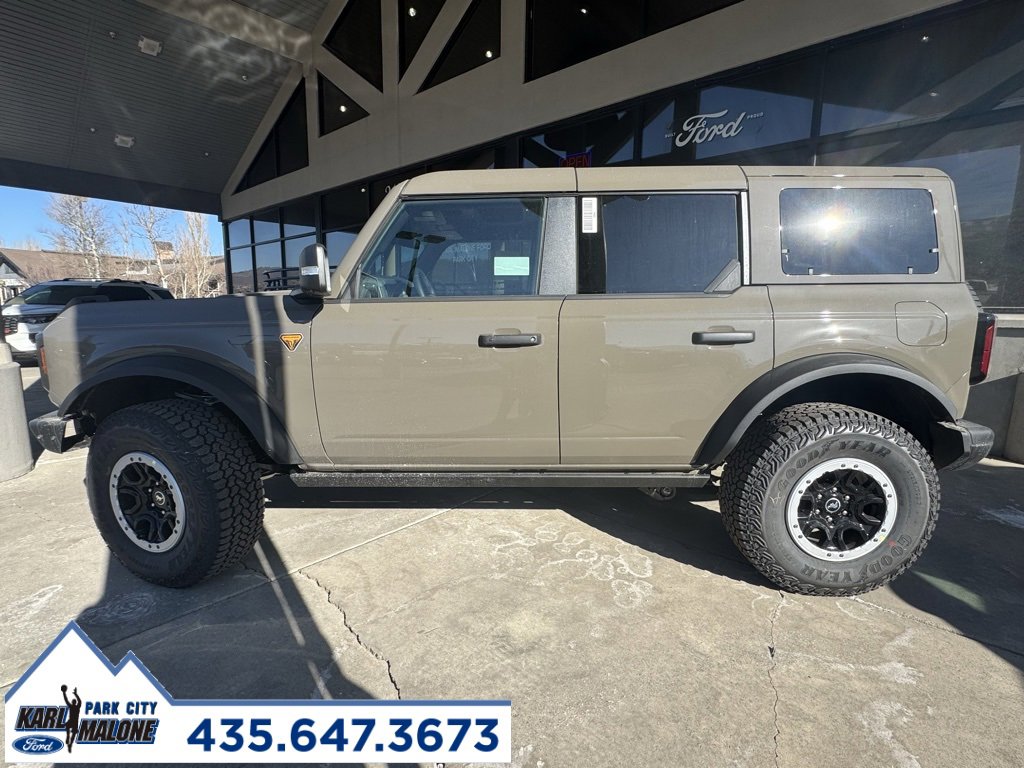 New 2025 Ford Bronco Badlands image 6