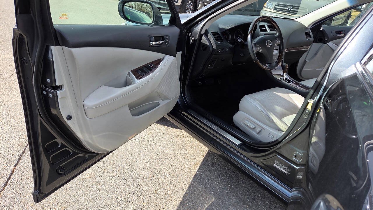Used 2011 Lexus ES 350 w/ Preferred Accessory Package FWD image 23