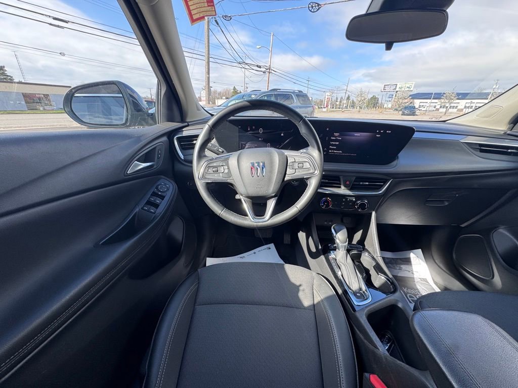 Used 2024 Buick Encore GX Preferred image 30