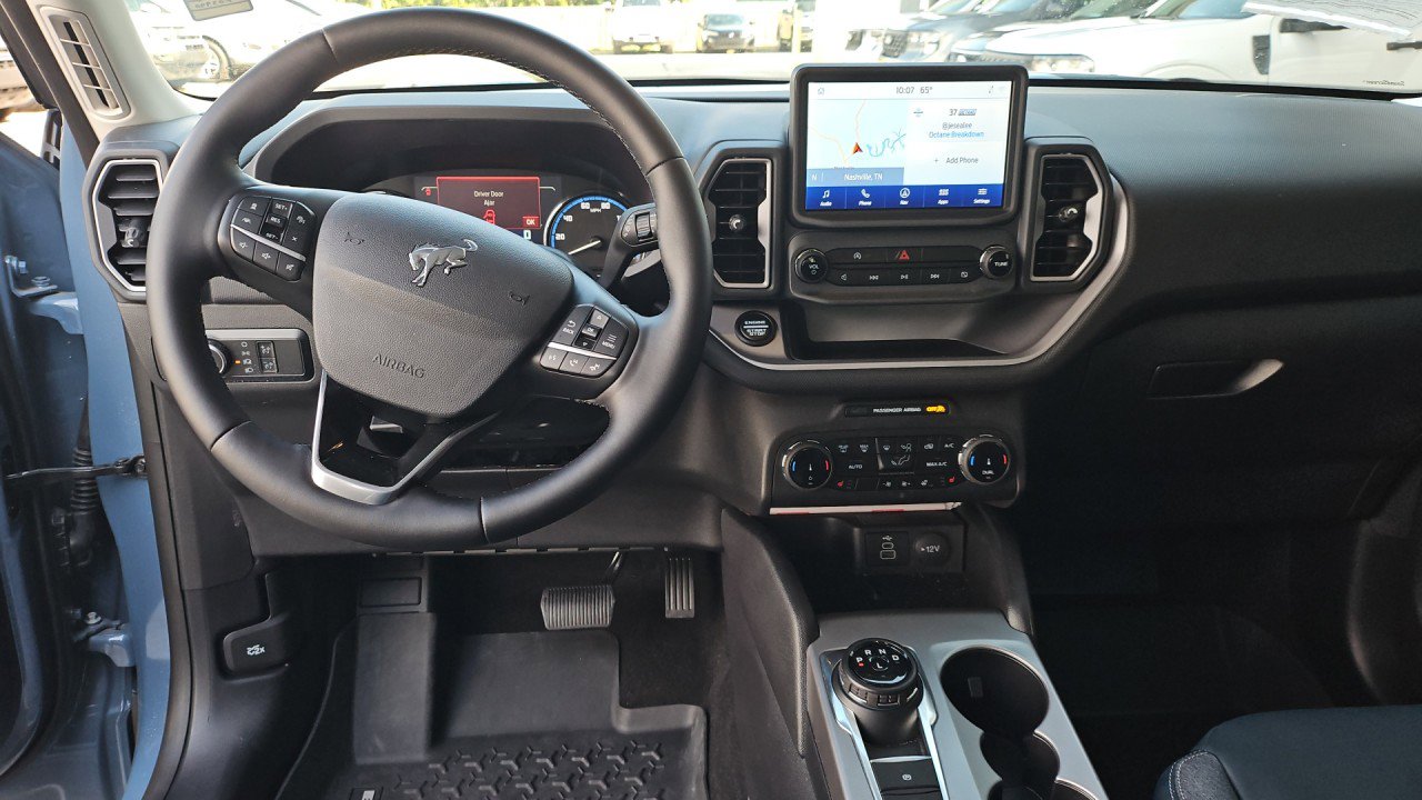 Used 2024 Ford Bronco Sport Outer Banks w/ Tech Package image 15