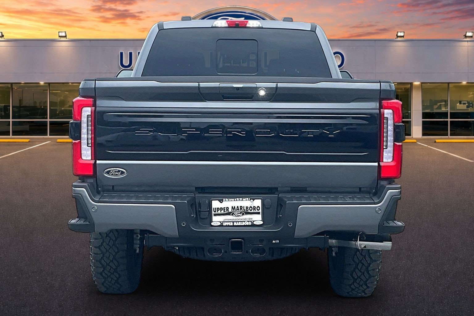 New 2026 Ford F350 Platinum w/ Tremor Off-Road Package AWD/4WD image 4