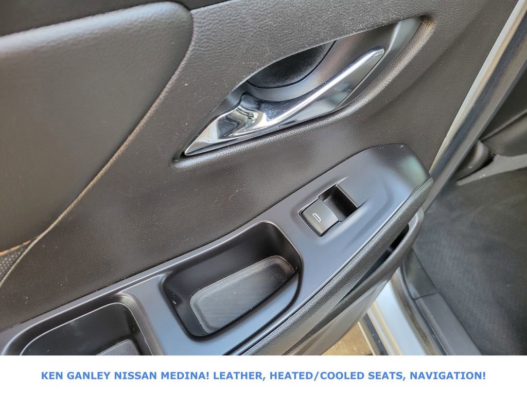 Used 2019 Chevrolet Traverse Premier image 42